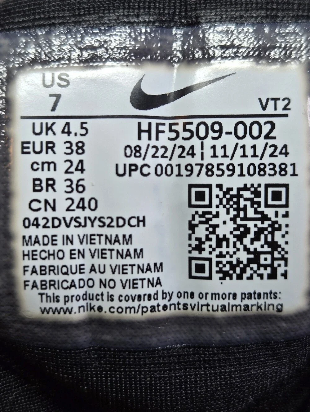 Nike Air Max DN8 Black Metallic Dark Grey Womens Size 7 / Youth Size 5.5 New